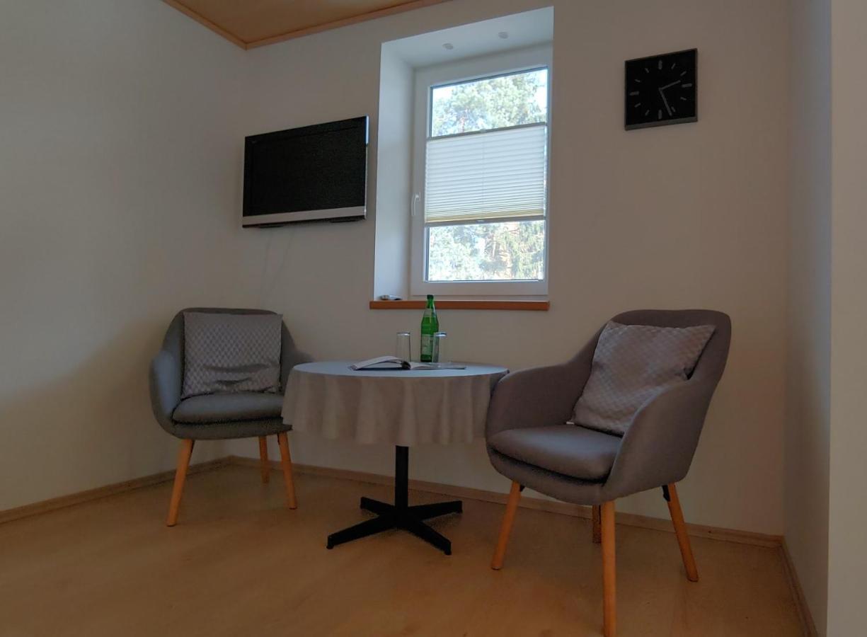 Moderne Ferienwohnungen Am Kurpark - Zentral, Ruhig & Nah Am Edersee Bad Wildungen Buitenkant foto